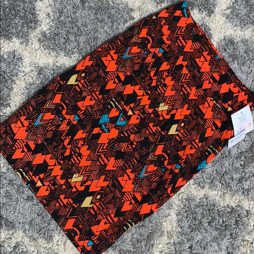 Cassie skirt large
